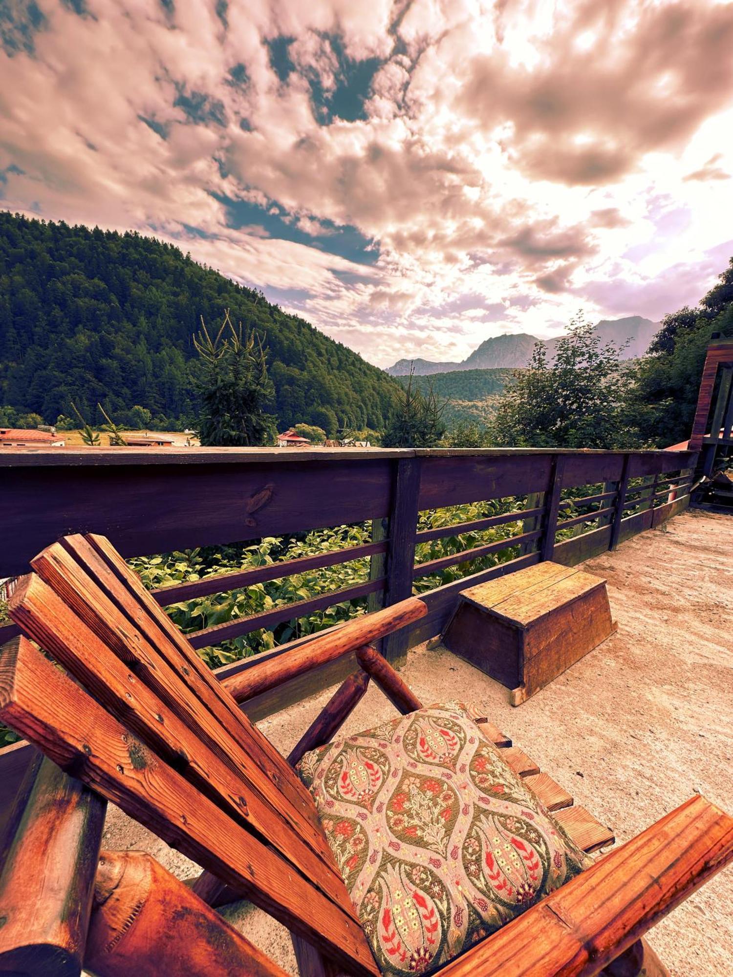 Doi Iepuri Apartment อาซูกา ภายนอก รูปภาพ